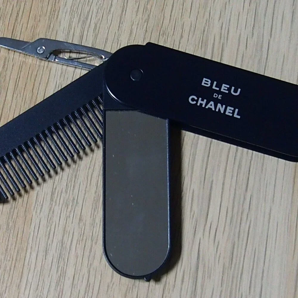 Beauty GWP Hair Comb, Mirror & Scissor set  New - Picture 3 of 4